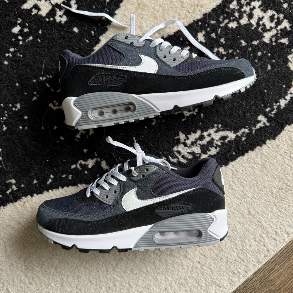 Nike Air Max 90 Premium ‘Off Noir Particle Grey’ - Picture 2 of 7